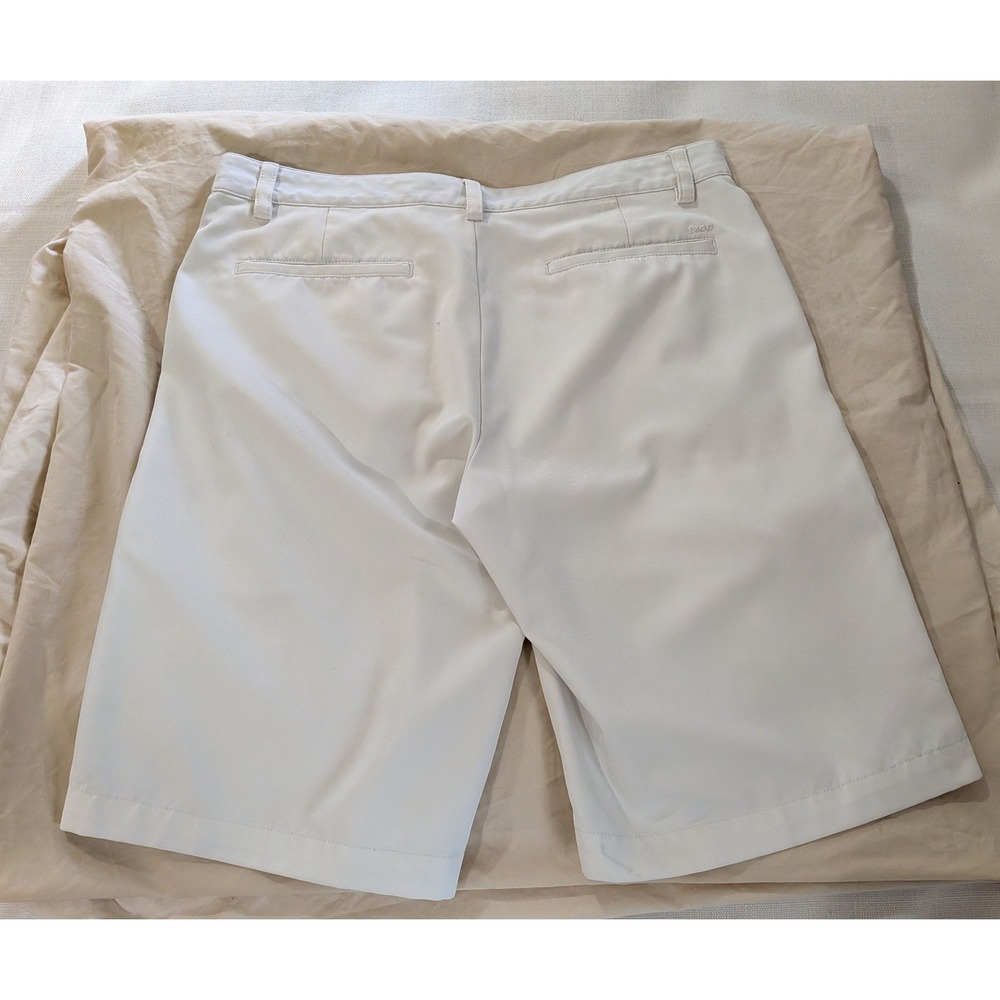 IZOD Golf PerformX Mens White Flat Front Performance Shorts Size 34 Preppy